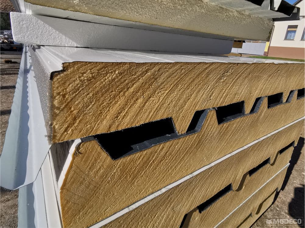 Wall and roof panels